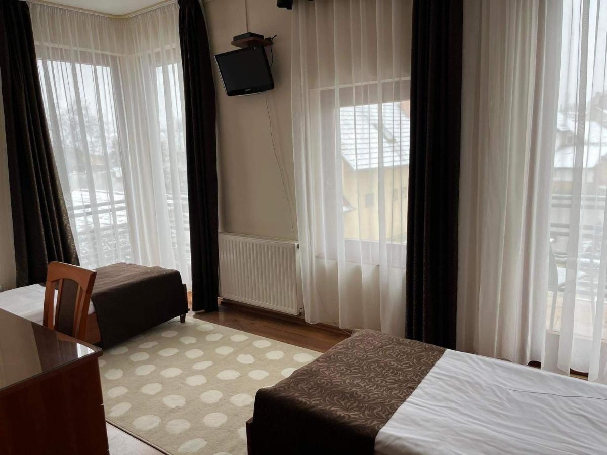 Brill Hotel Bekescsaba Exteriör bild
